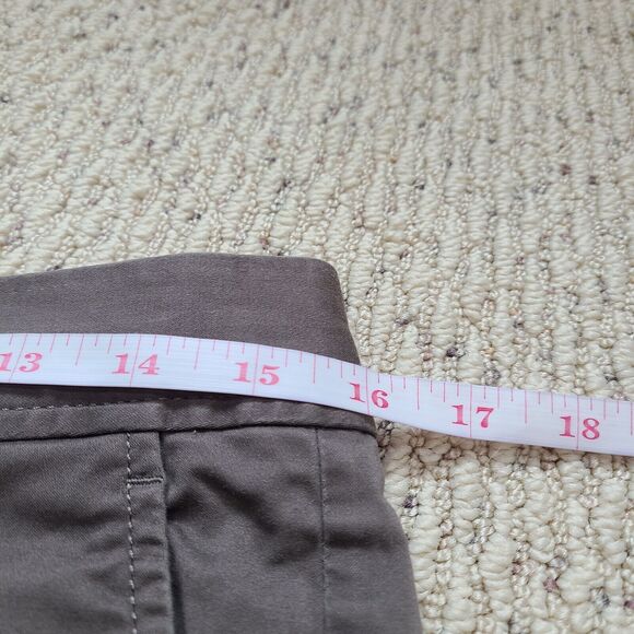 Banana Republic Womens Bermuda Short Size 4 Gray Chino Summer Neutral Stretch - Picture 6 of 9